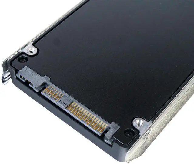 Alt view image 7 of 7 - Dell G14 04NMJF 3.84TB 1 DWPD SAS 12Gb/s 3D TLC 2.5in Refurbished SSD