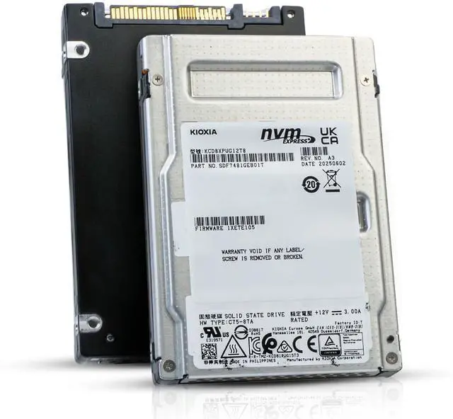 Alt view image 2 of 8 - Kioxia KCD8XPUG12T8 CD8-P 12.8TB NVMe PCIe 5x4 2.5" 15mm SIE SSD