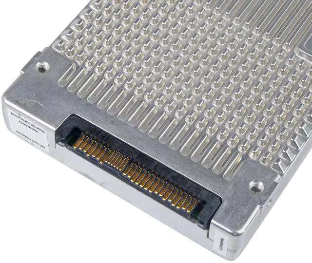 Alt view image 7 of 7 - Dell/Western Digital Ultrastar DC SS530 WUSTR1538ASS200 0P40594 3.84TB 1 DWPD SAS 12Gb/s 3D TLC 2.5in Enterprise Read Intensive Solid State Drive