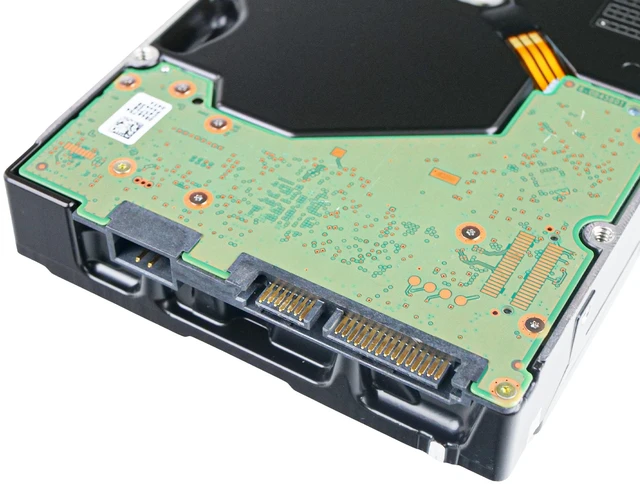 Alt view image 2 of 7 - Western Digital Ultrastar DC HC560 0F38785 20TB Hard Drive 512MB Cache 7200 RPM SATA 6.0Gb/s 512E 3.5" Internal HDD (WUH722020BLE6L4) - OEM