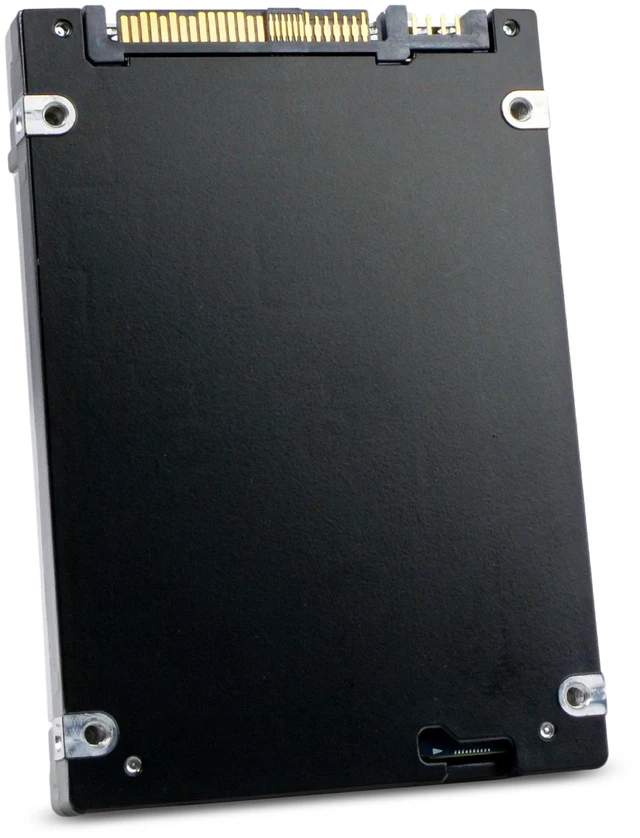 Alt view image 13 of 14 - Toshiba CM5-R 960GB KCM5DRUG960G PCIe Gen 3.0 x4 4GB/s 3D TLC U.2 NVMe 2.5" SSD