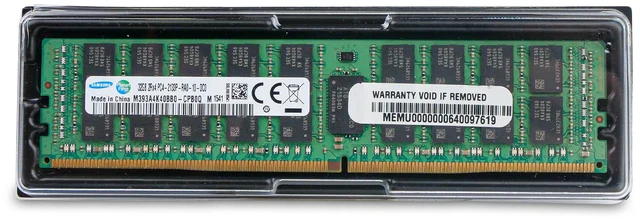 Main image of Samsung M393A4K40BB0-CPB 32GB DDR4 2133MHz 2Rx4 RDIMM ECC Server RAM (PC4-2133P)