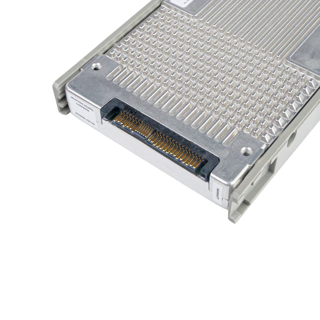Alt view image 3 of 7 - Dell G13 0YW17N 3.84TB 1 DWPD SAS 12Gb/s 512e 3D TLC 2.5in Read Intensive Enterprise Solid State Drive