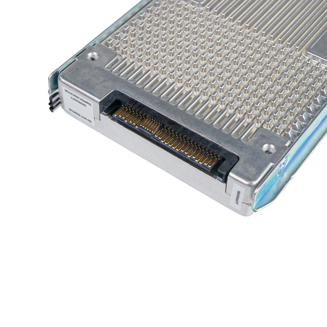 Alt view image 3 of 7 - Dell G14 0YW17N 3.84TB 1 DWPD SAS 12Gb/s 512e 3D TLC 2.5in Read Intensive Enterprise Solid State Drive