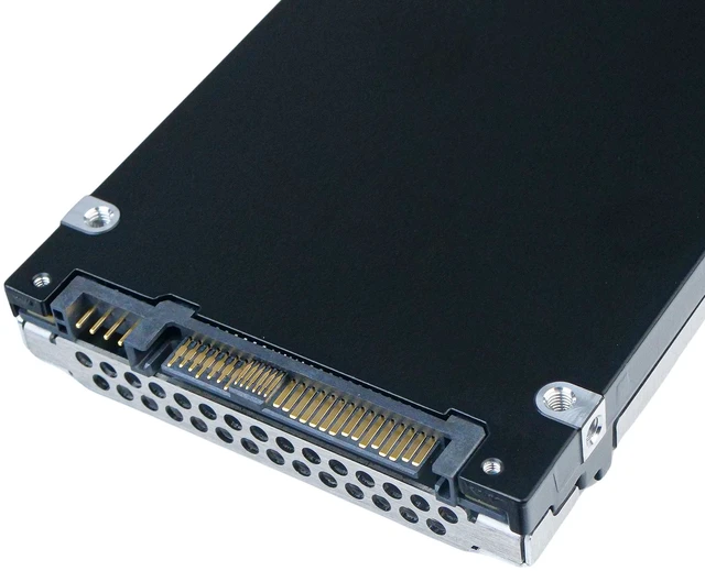 Alt view image 7 of 7 - HP/Kioxia CD6-R KCD6XLUL7T68 7.68TB 1 DWPD PCIe Gen 4.0 x4 8GB/s 3D TLC U.3 NVMe 2.5in Read Intensive Enterprise Solid State Drive