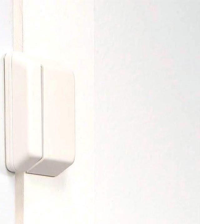 Alt view image 2 of 4 - Door Window Sensor XHS2-UE Xfinity Comcast Home Security