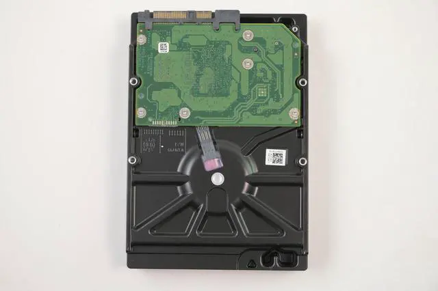 Alt view image 7 of 7 - Seagate Constellation ES.2 ST33000650SS 3TB 7200RPM SAS 6Gbps 64MB Cache 3.5-inch Enterprise Internal Hard Drive