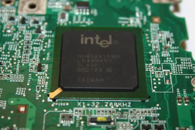 Alt view image 2 of 7 - Dell Inspiron 630m XPS M140 Intel Integrated Graphics Media Accelerator 900 DDR2 SDRAM Intel System Motherboard  HC425