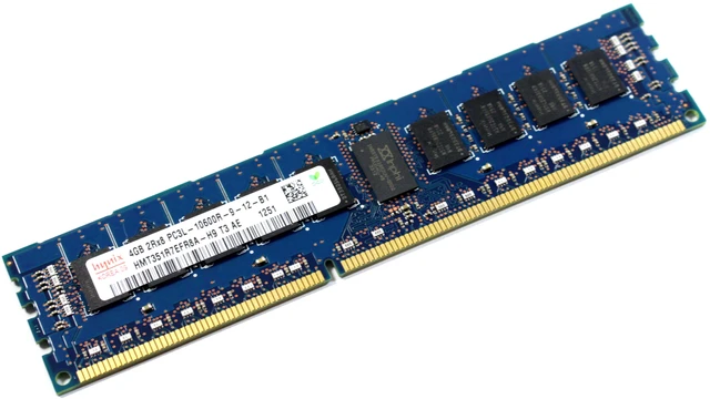 Alt view image 2 of 4 - New DELL HMT351R7EFR8A-H9 4GB 2RX8 (Dual Rank) PC3L-10600R-9-12 DDR3-1333MHz 40-Pin Server Memory Module H5DDH CN-0H5DDH