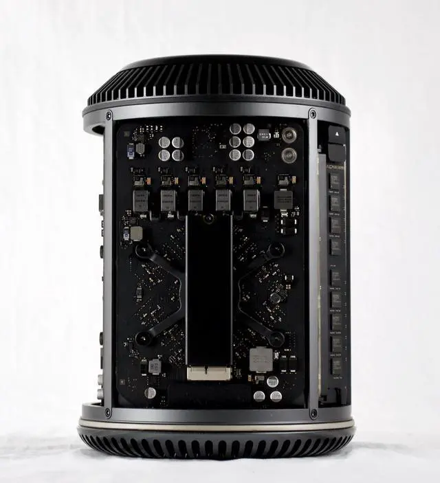 Alt view image 5 of 6 - Apple Late 2013 Mac Pro 3.5GHz 6-core/32 GB RAM/1 TB Flash/Dual AMD FirePro D500 MD878LL/A