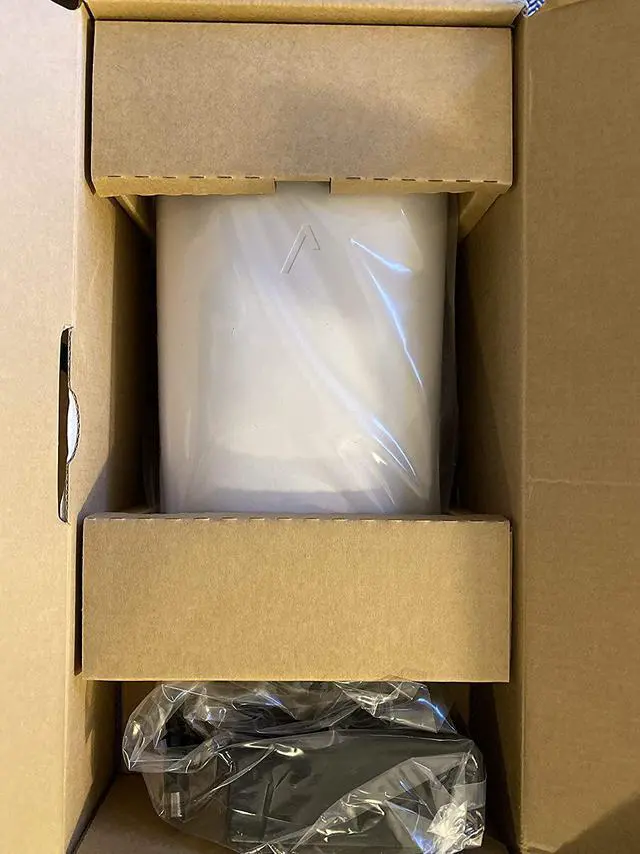 Alt view image 4 of 4 - Verizon/Fios Wi Fi Home Router G3100 ,tri band