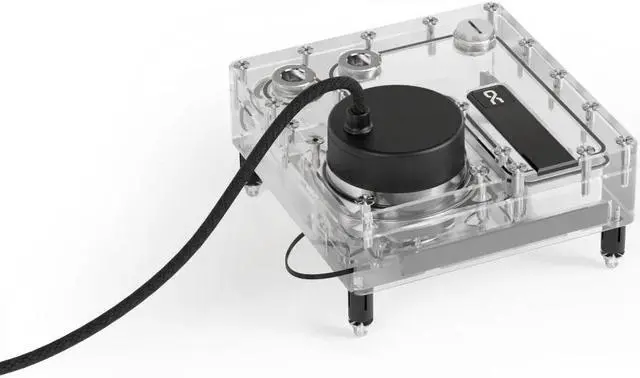 Main image of Alphacool Core 140mm Reservoir with VPP/D5 Pump (13889)