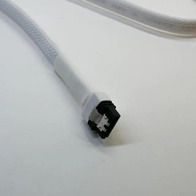 Alt view image 7 of 7 - Darkside 45cm (18") SATA 3.0 180° to 90° Data Cable with Latch - White (DS-0556)