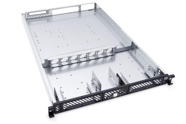 Alt view image 3 of 7 - Alphacool ES 1U - 19" - ServerRack - Watercooling Ready (25051)