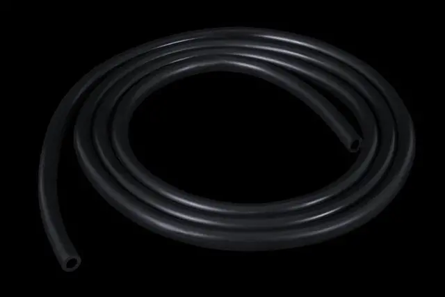 Alt view image 2 of 7 - Alphacool EPDM Tube 16/10 - Black 3m (9,84ft) Retailbox (18642)