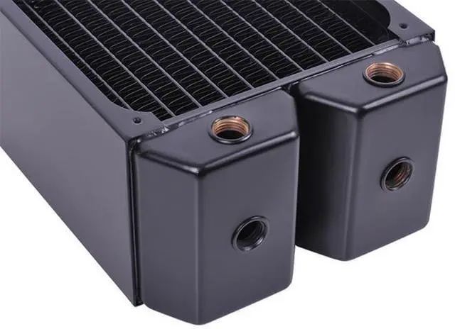 Alt view image 10 of 12 - Alphacool NexXxos Monsta Radiator 560, 140mm x 4, Quad Fan, Black