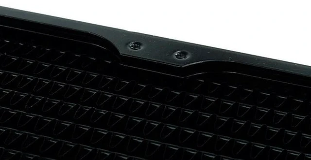Alt view image 11 of 15 - Alphacool NexXxos XT45 Full Copper Radiator 560, 140mm x 4, Quad Fan, Black