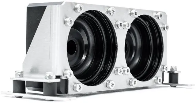 Alt view image 4 of 7 - Watercool D5-DUALTOP Industrial Line Pump Top (31031)