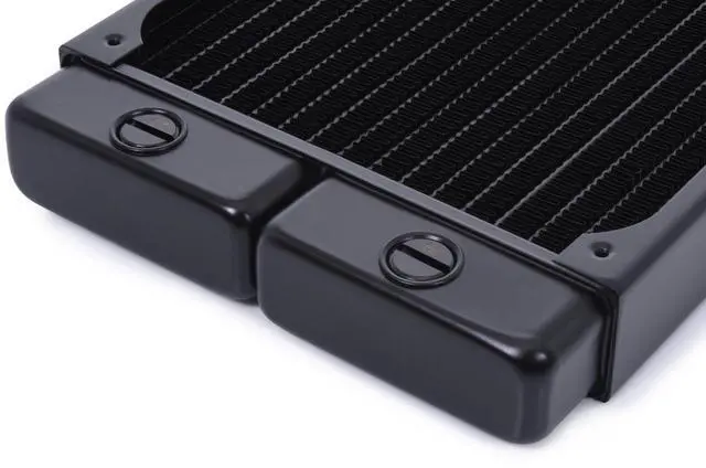 Alt view image 5 of 7 - Alphacool NexXxoS HPE-30 Full Copper 140mm Radiator (14470)
