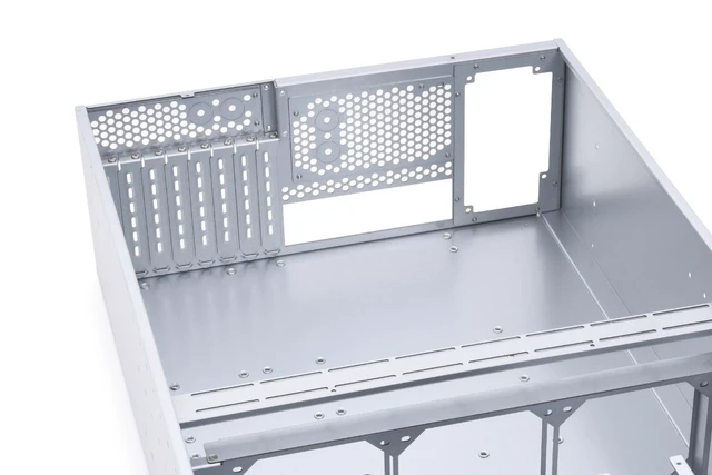 Alt view image 3 of 7 - Alphacool ES 4U - 19" - ServerRack - Watercooling Ready (50167)