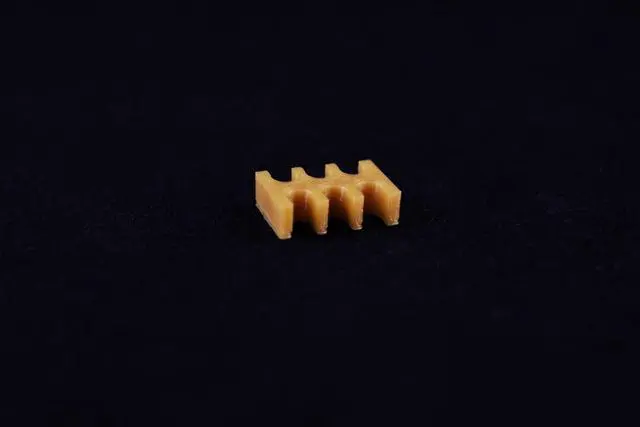 Alt view image 5 of 6 - Darkside 6-Pin Cable Management Holder - Gold (3DS-0019)