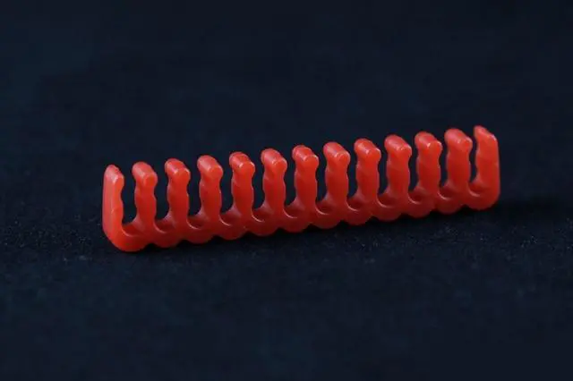 Alt view image 2 of 2 - Darkside 24-pin Open-Closed Cable Management Comb Red (DS-1049)