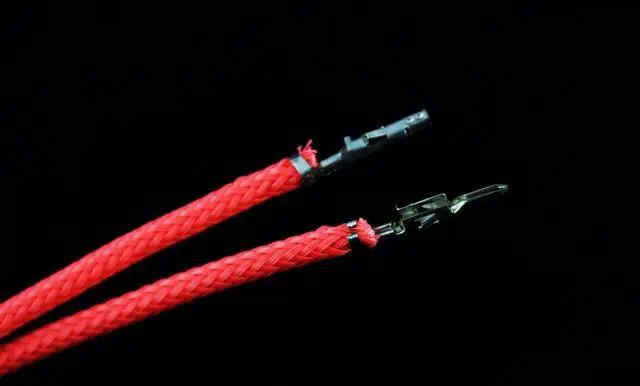 Alt view image 2 of 2 - Darkside 12" (30cm) Male-Female Pre-Sleeved ATX and PCI-E Wire â Coral Red (DS-0797)
