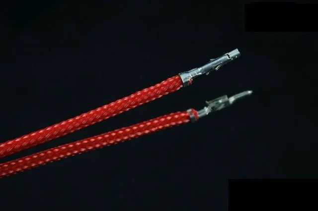 Alt view image 2 of 2 - Darkside 17.5" (45cm) Male-Female Pre-Sleeved ATX and PCI-E Wire â Red (DS-1118)