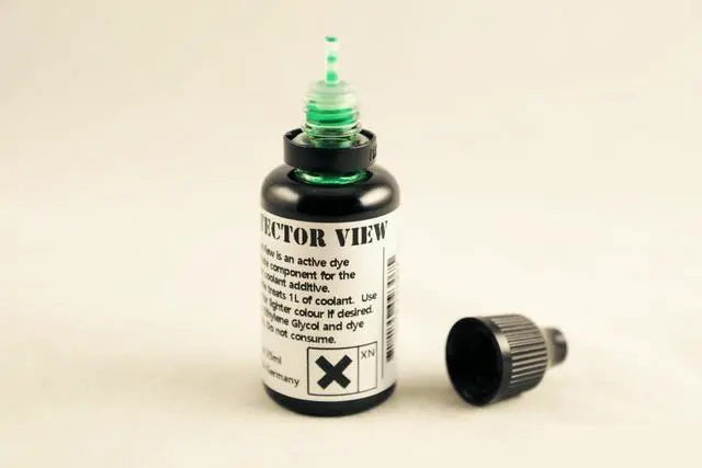 Alt view image 6 of 7 - Darkside Protector View Coloring Dye Concentrate 35ml â Green (DS-1159)