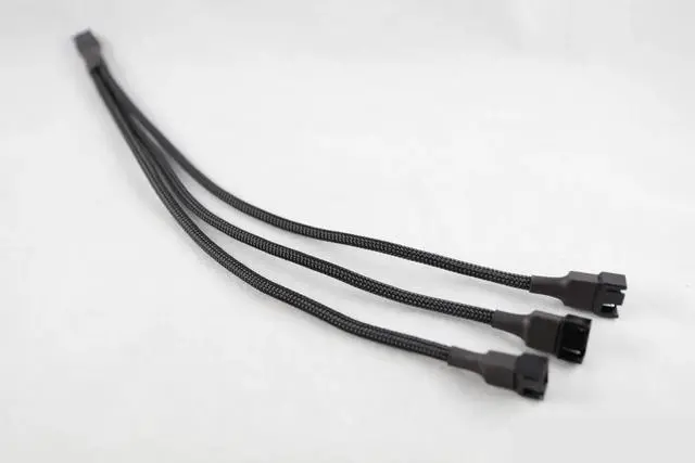 Alt view image 4 of 6 - Darkside 3-Way 4-pin PWM Fan Splitter (DS-1180)