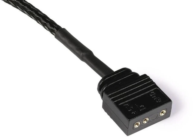 Alt view image 6 of 7 - Alphacool Y-Splitter aRGB 3-Pin to 2x 3-Pin Cable - 60cm (18706)