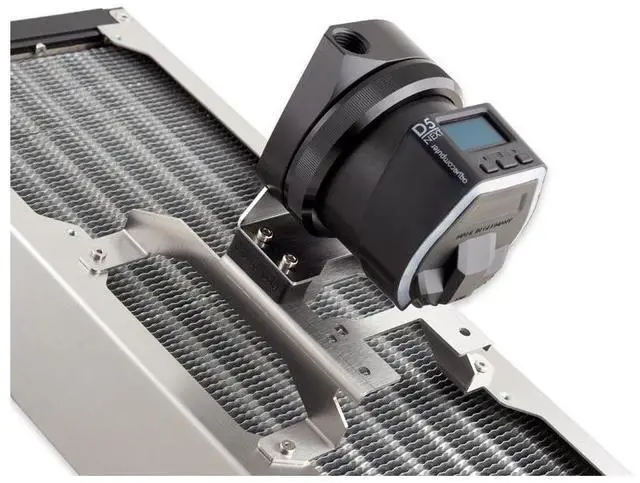 Alt view image 5 of 5 - Aquacomputer D5 140mm Fan Mounting Bracket (41125)