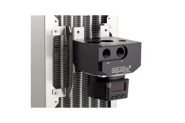 Alt view image 4 of 10 - Aquacomputer D5 120mm Fan Mounting Bracket (41124)