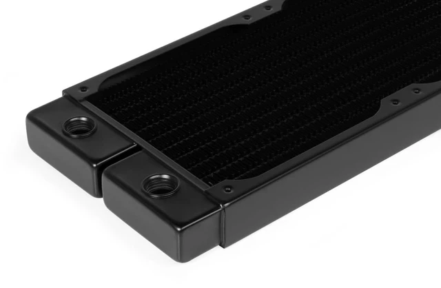 Alt view image 3 of 5 - Alphacool NexXxoS ST25 Full Copper 240mm Radiator (14353)