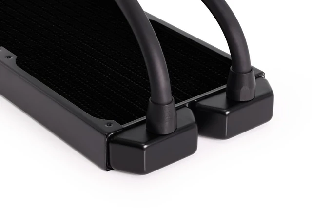 Alt view image 3 of 5 - Alphacool NexXxos ST30 Full Copper 280mm Prefilled AIO Edition Radiator, 140mm, G1/4, 30mm, Black (14371)