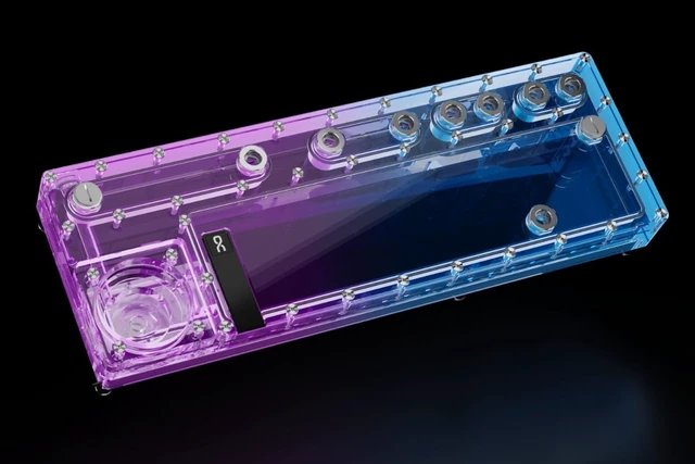 Alt view image 2 of 3 - Alphacool Core Distro Plate 420 Left VPP/D5 Reservoir, G1/4, 620ml, Acrylic, Clear (13890)