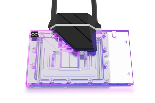 Alt view image 2 of 7 - Alphacool Eiswolf 2 AIO - 360mm RTX 4080 Founders Edition with Backplate (14487)