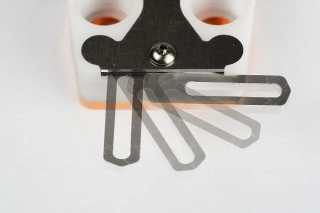 Alt view image 3 of 5 - Alphacool HF 14 Smart Motion Universal Copper Edition (11378)