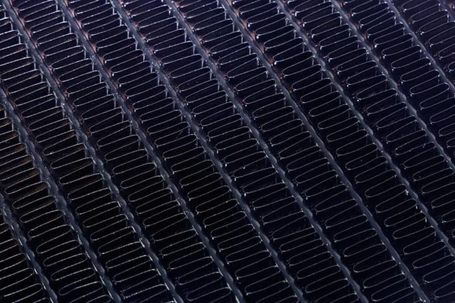 Alt view image 2 of 6 - Alphacool NexXxoS XT45 Full Copper 140mm Radiator, G1/4, 45mm (14168)