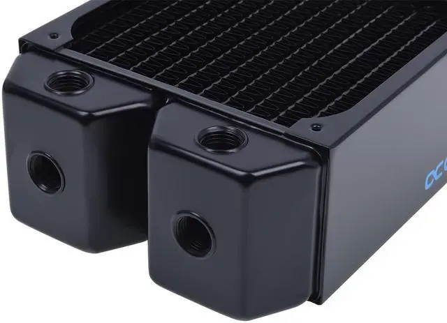 Alt view image 4 of 13 - Alphacool NexXxos UT60 Full Copper Radiator 360, 120mm x 3, Triple Fan, Black