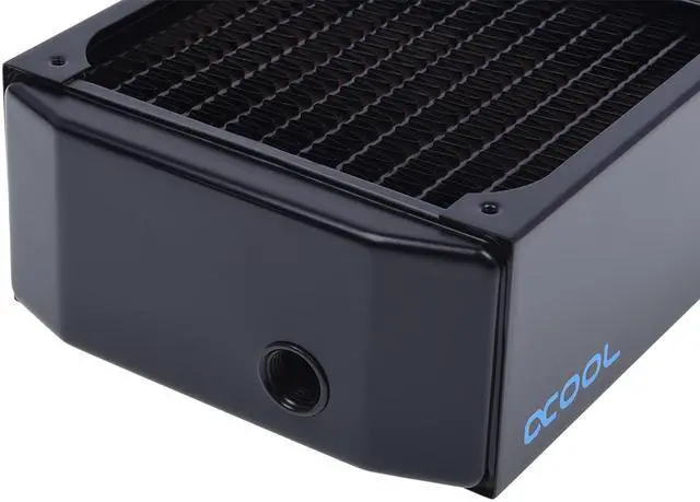 Alt view image 5 of 13 - Alphacool NexXxos UT60 Full Copper Radiator 360, 120mm x 3, Triple Fan, Black