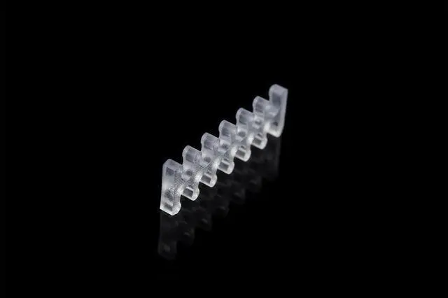 Alt view image 2 of 10 - Alphacool Eiskamm X12 - 3mm Clear- 4 pcs (24745)
