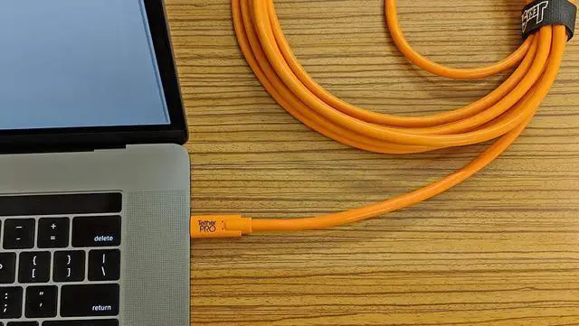 Alt view image 7 of 7 - TetherPro USB-C to USB-C 3 (0.9m), High-Visibility Orange