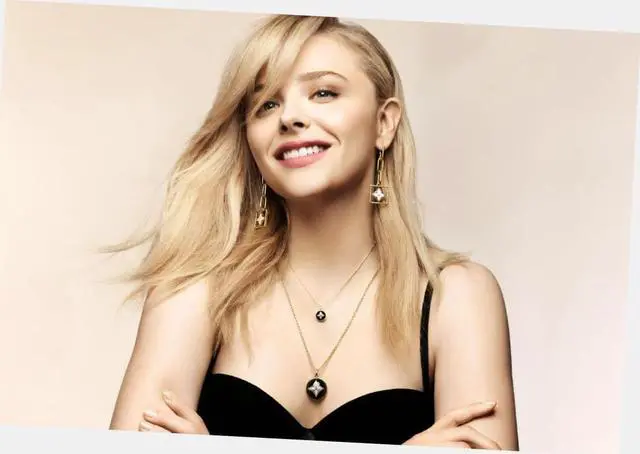 Main image of Chloe Grace Moretz Poster 24"x36" 24x36