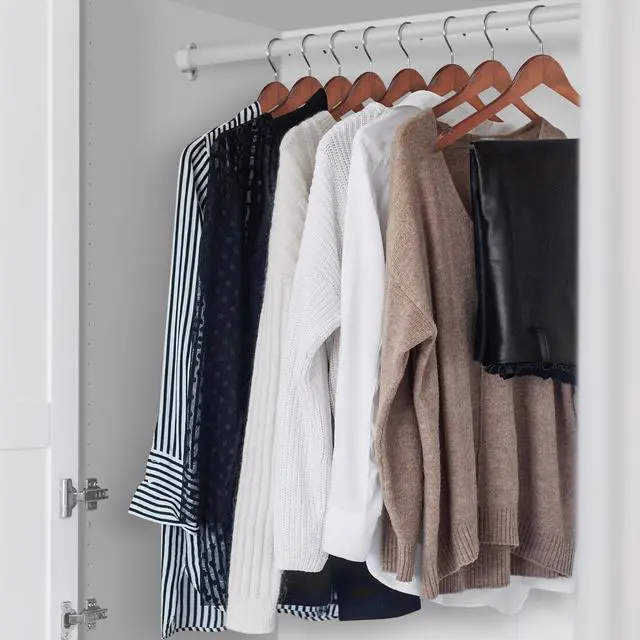 Alt view image 4 of 6 - Casafield - 20 Walnut Wooden Suit Hangers - Premium Lotus Wood with Notches & Chrome Swivel Hook for Dress Clothes, Coats, Jackets, Pants, Shirts, Skirts