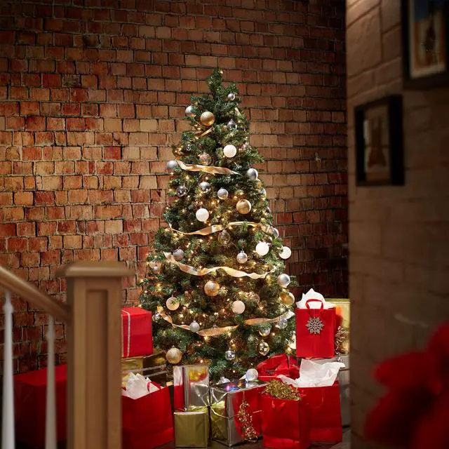 Alt view image 2 of 6 - Casafield 4.5FT Realistic Pre-Lit Green Spruce Artificial Holiday Christmas Tree with Sturdy Metal Stand