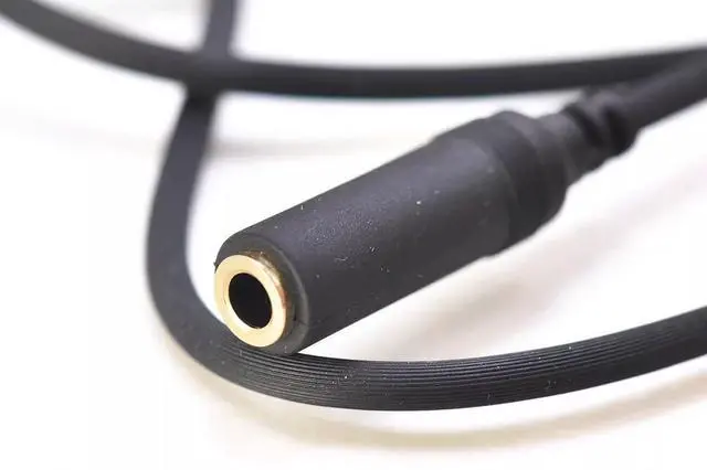 Alt view image 4 of 4 - 1.5M for Ra-zer 3.5mm audio one minute two headphones with microphone to computer audio adapter