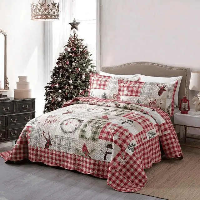 Main image of Ventray Quilt Set King - Reversible Bedspread Coverlet Red Green Plaid Patchwork Bedding Lightweight Bed Cover - Xmas Tree Elk Holiday Bedding Bed Set Gift for Kids Adults,1 Quilt 2 Pillow Shams