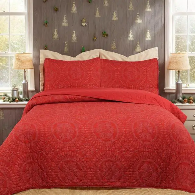 Main image of Ventray King Size Quilt Set, Christmas Comforter Set, Holiday Bedding Quilted Bedspread Coverlet with 2 Pillow Shams for All Seasons, Medallion Pattern 102" X 92" - Red