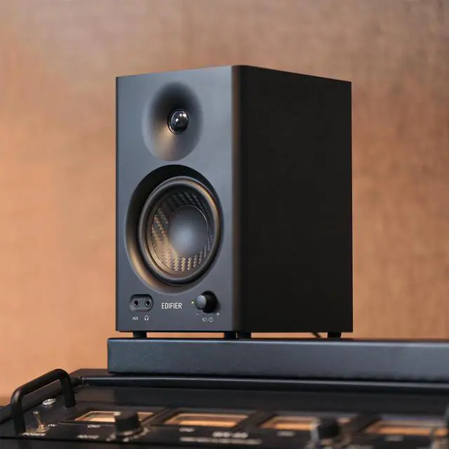 Alt view image 6 of 7 - Edifier MR4 Powered Studio Monitor Speakers, 4" Active Near-field Monitor Speaker - Black (Pair)